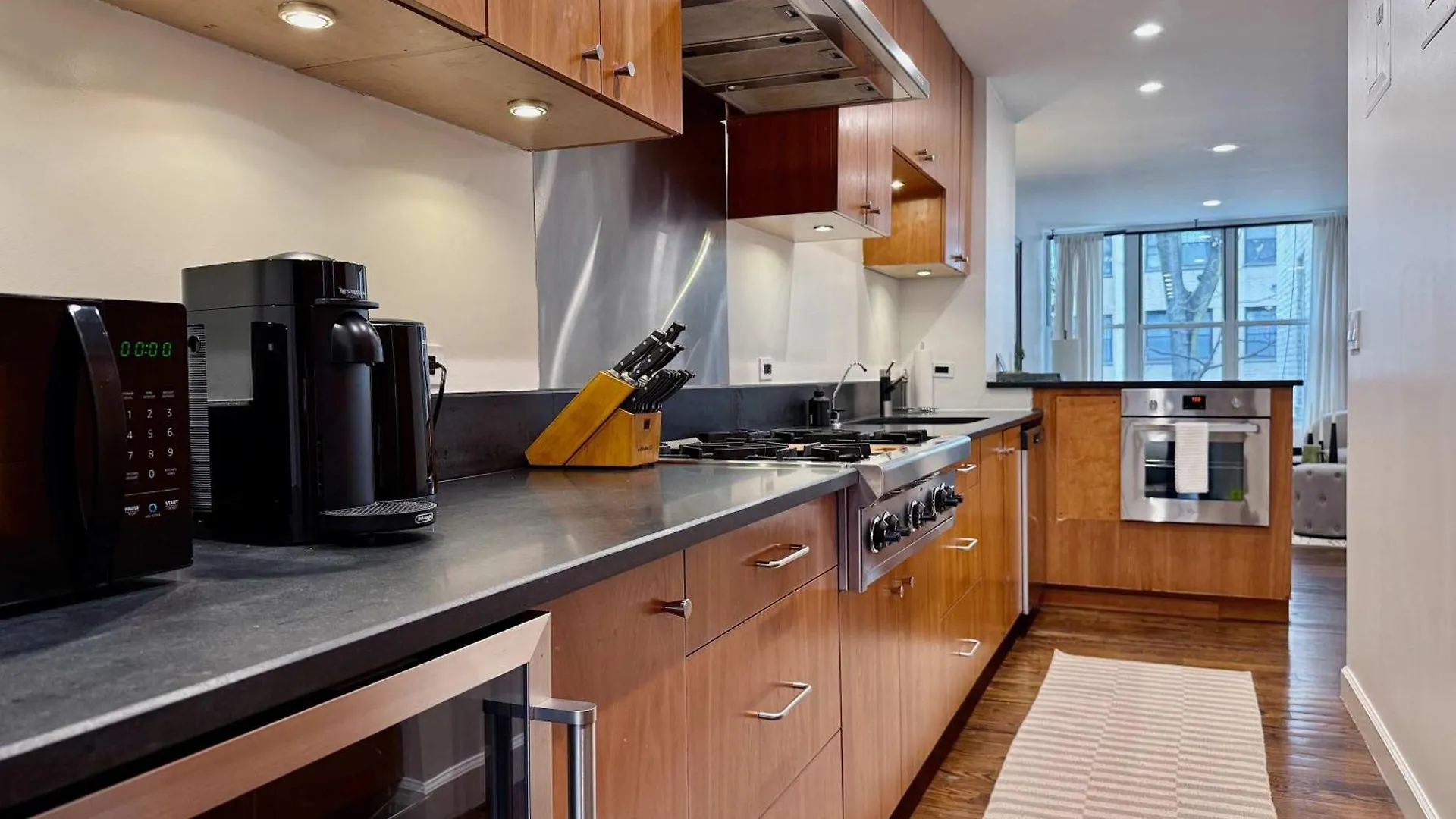 Designer Home In Diplomat District Nueva York Apartamento